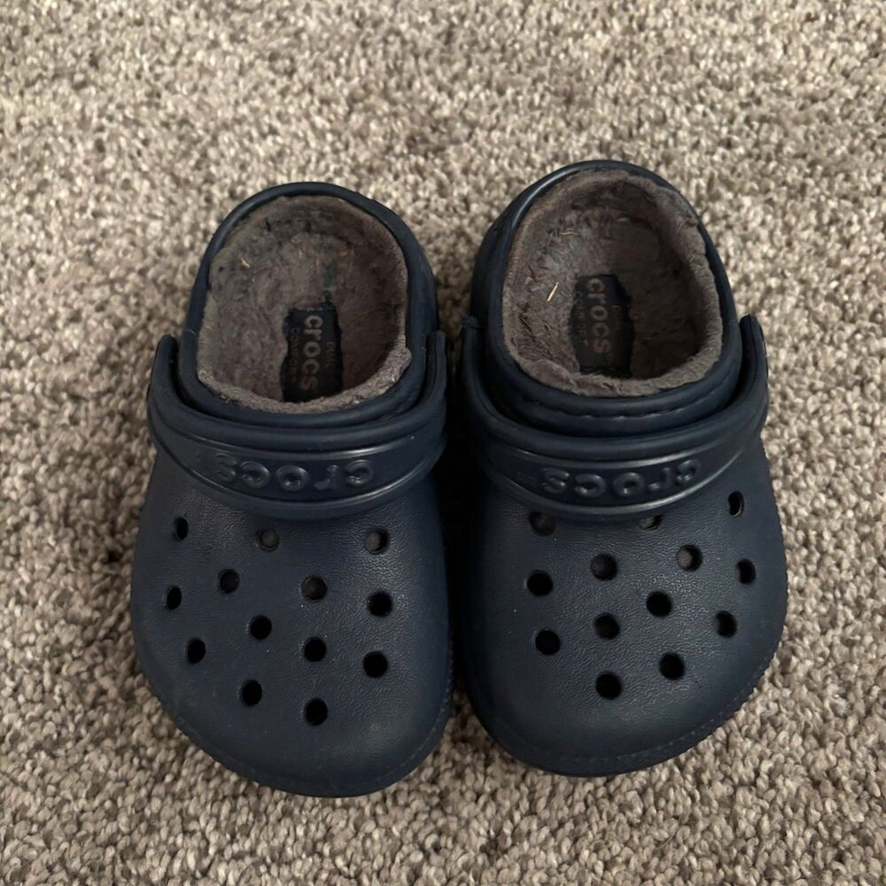 Crocs Toddler C6 Navy Blue Fleece Lined Classic Clogs Dual Comfort Shoes